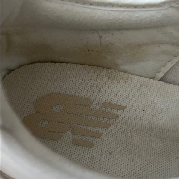 New Balance Cream Casual Sneakers - Picture 7 of 11